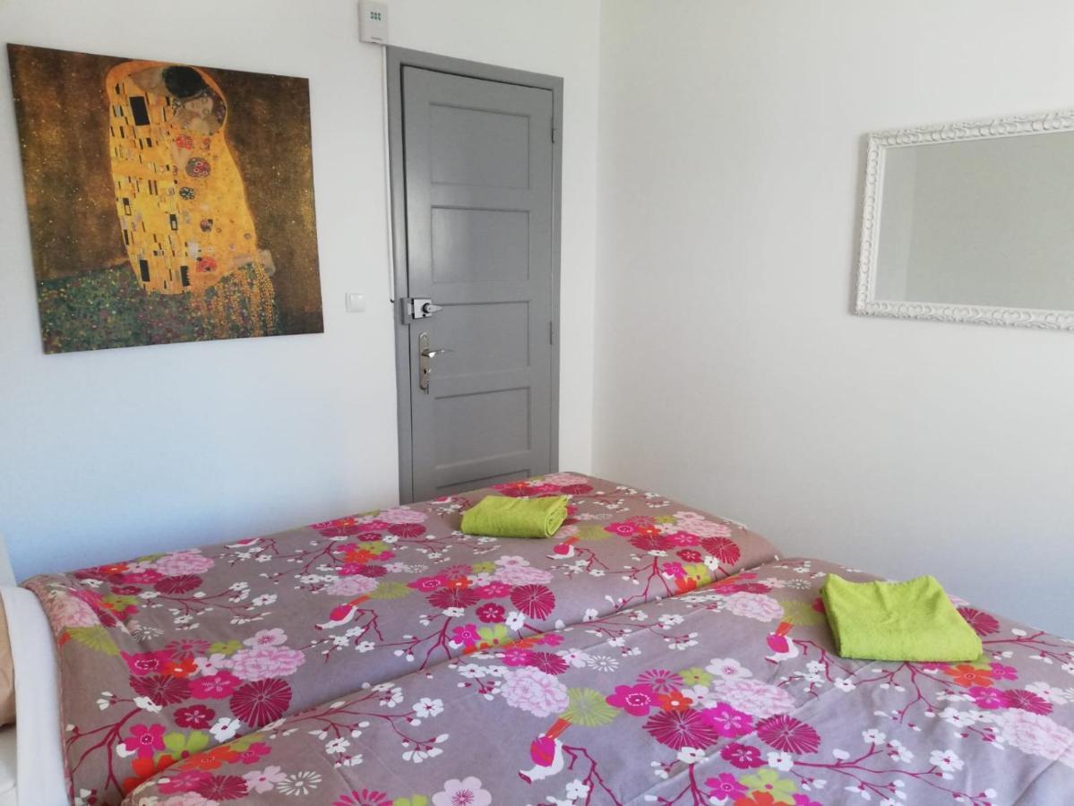 Bed&Shower Moscavide -Self Check-In Ngoại thất bức ảnh